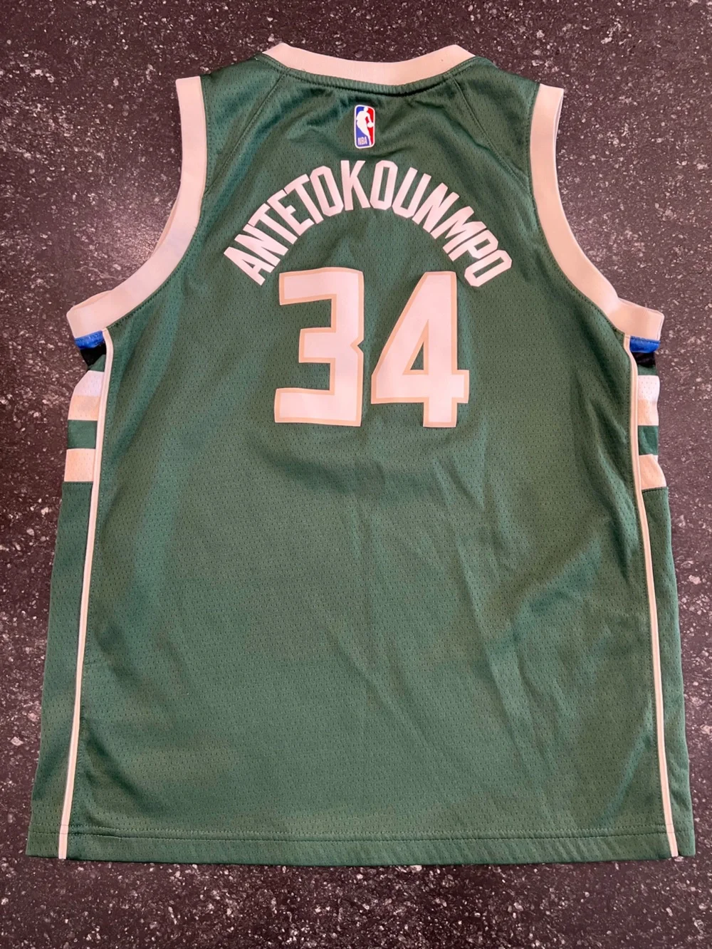 Nike Giannis Antetokounmpo Milwaukee Bucks #34 Jersey Green Size Youth L
